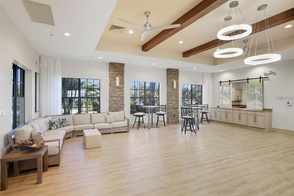 For Sale: $375,000 (3 beds, 2 baths, 1769 Square Feet)