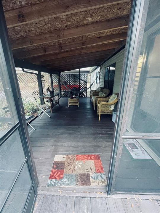 На продажу: $189,000 (2 спален, 2 ванн, 1144 Квадратных фут)