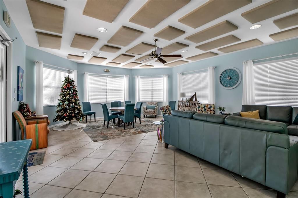 На продажу: $899,000 (3 спален, 3 ванн, 2630 Квадратных фут)