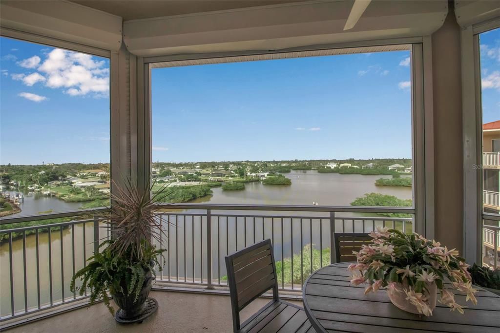 На продажу: $899,000 (3 спален, 3 ванн, 2630 Квадратных фут)