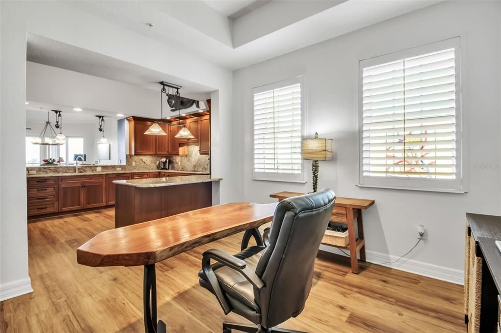 На продажу: $899,000 (3 спален, 3 ванн, 2630 Квадратных фут)