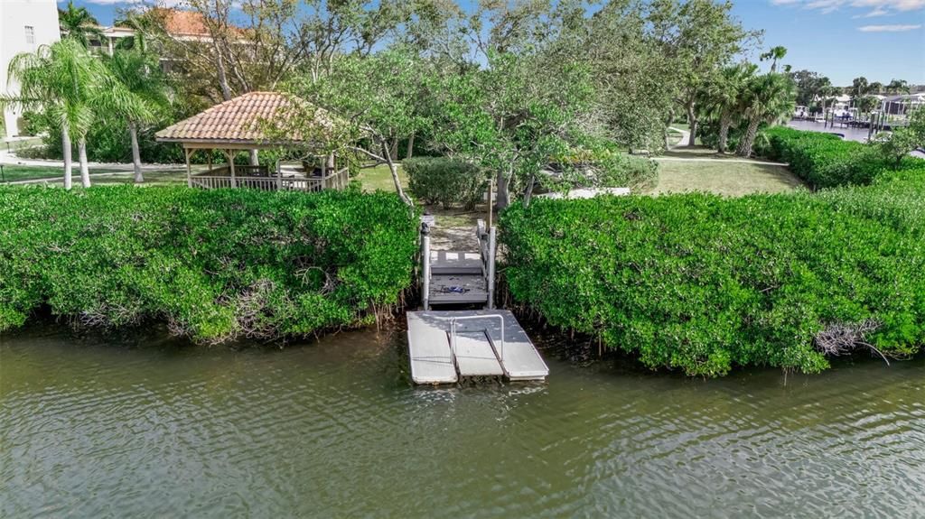 На продажу: $899,000 (3 спален, 3 ванн, 2630 Квадратных фут)