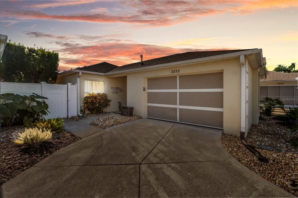 待售: $324,900 (2 贝兹, 2 浴室, 1132 平方英尺)