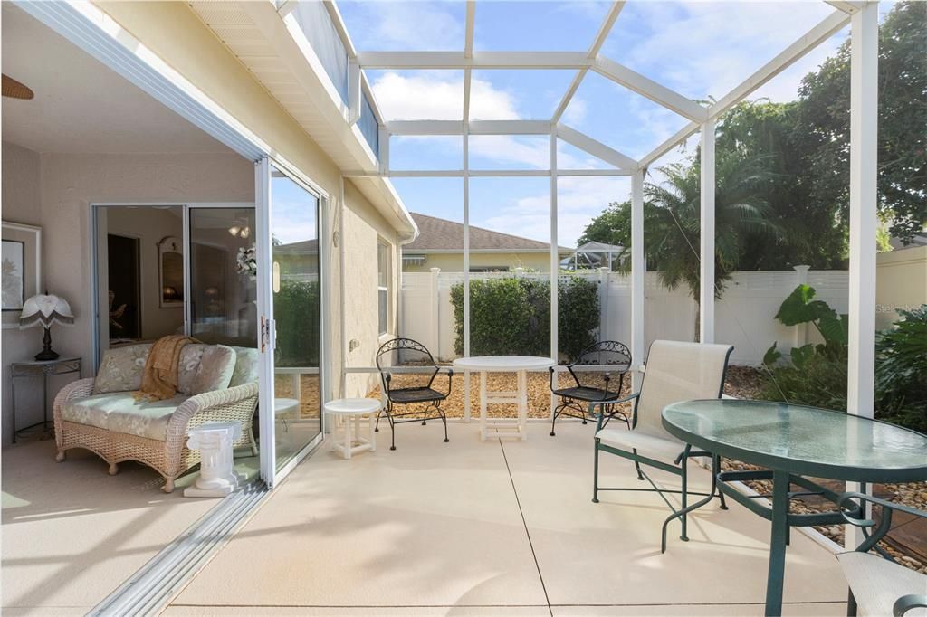 待售: $324,900 (2 贝兹, 2 浴室, 1132 平方英尺)