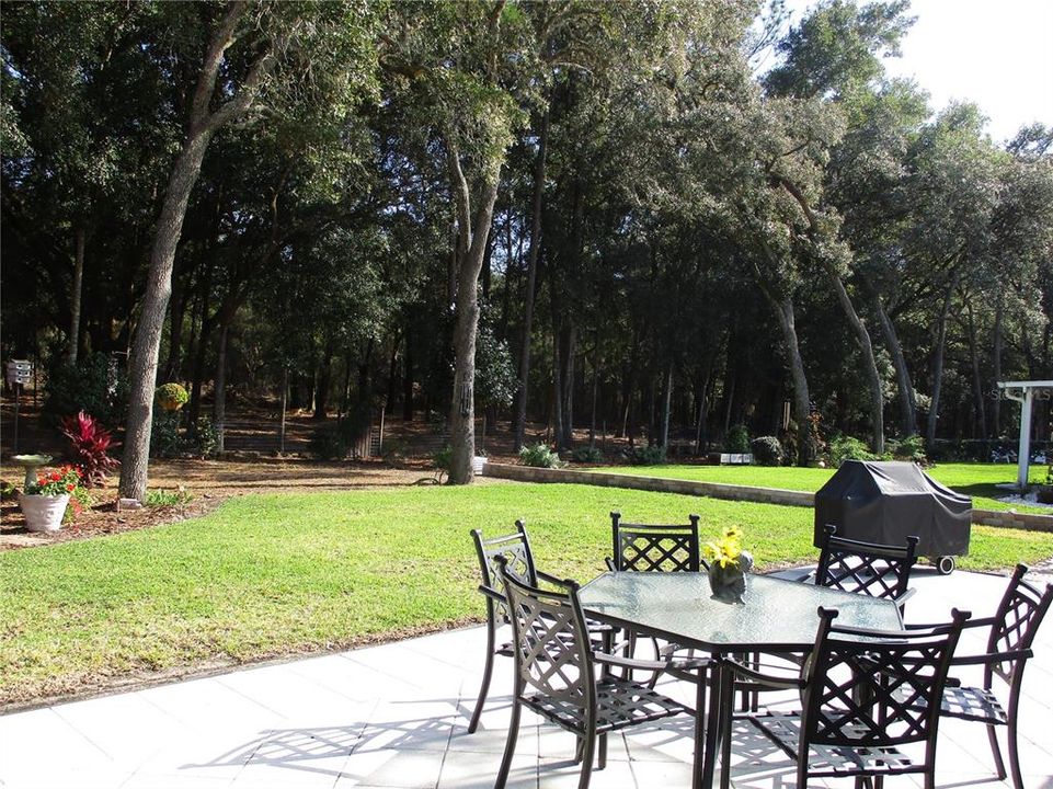 For Sale: $309,000 (2 beds, 2 baths, 1866 Square Feet)