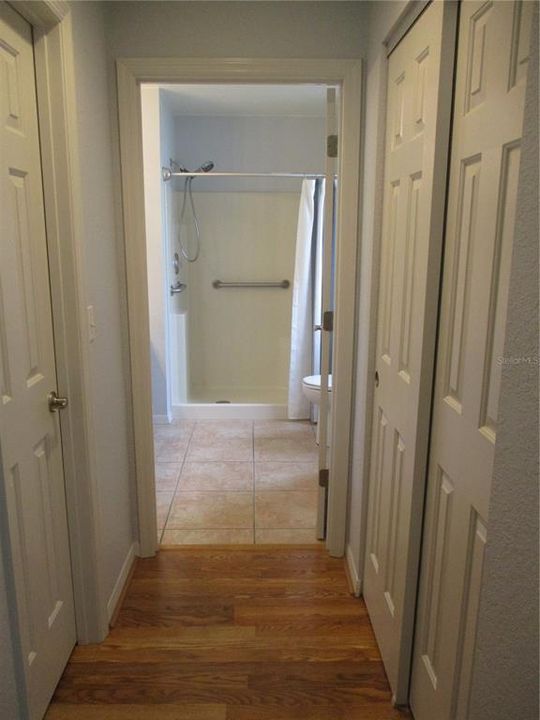 For Sale: $309,000 (2 beds, 2 baths, 1866 Square Feet)