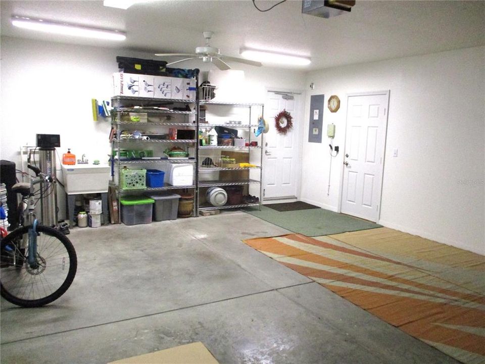 For Sale: $309,000 (2 beds, 2 baths, 1866 Square Feet)