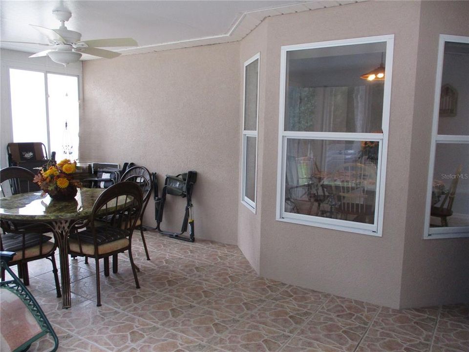 For Sale: $309,000 (2 beds, 2 baths, 1866 Square Feet)