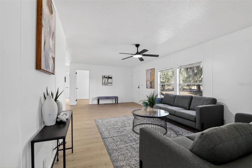 待售: $219,990 (3 贝兹, 2 浴室, 1482 平方英尺)