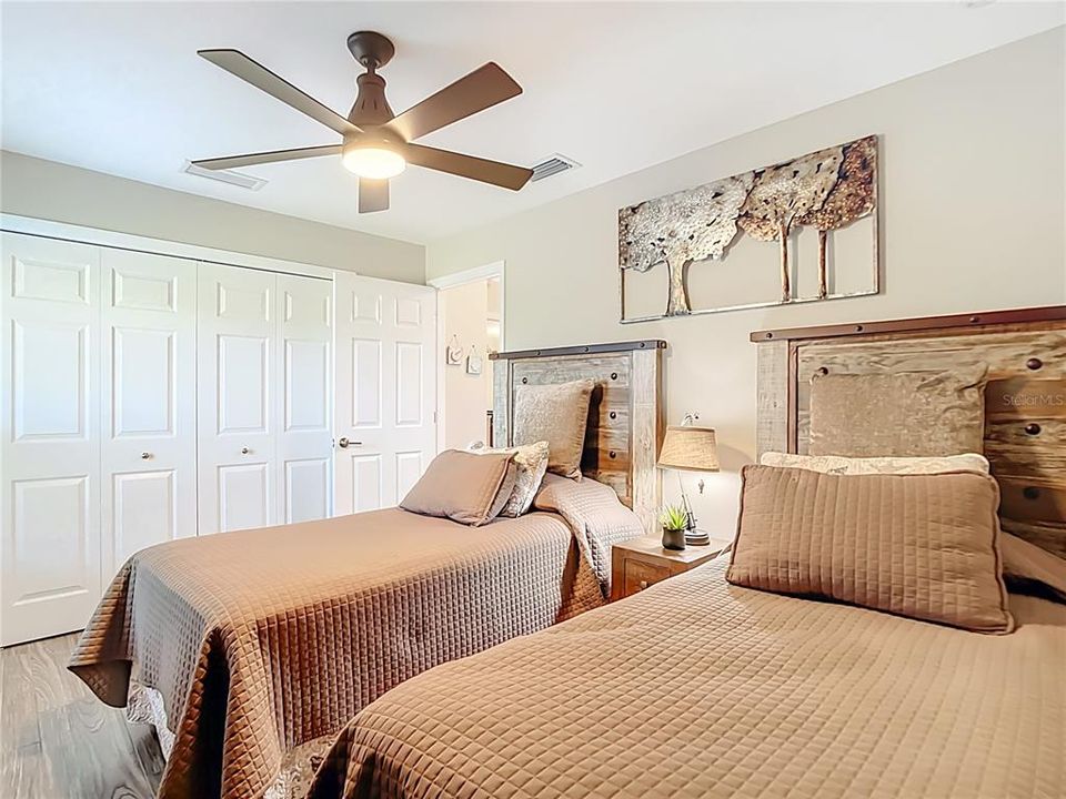 For Sale: $499,000 (3 beds, 2 baths, 1648 Square Feet)