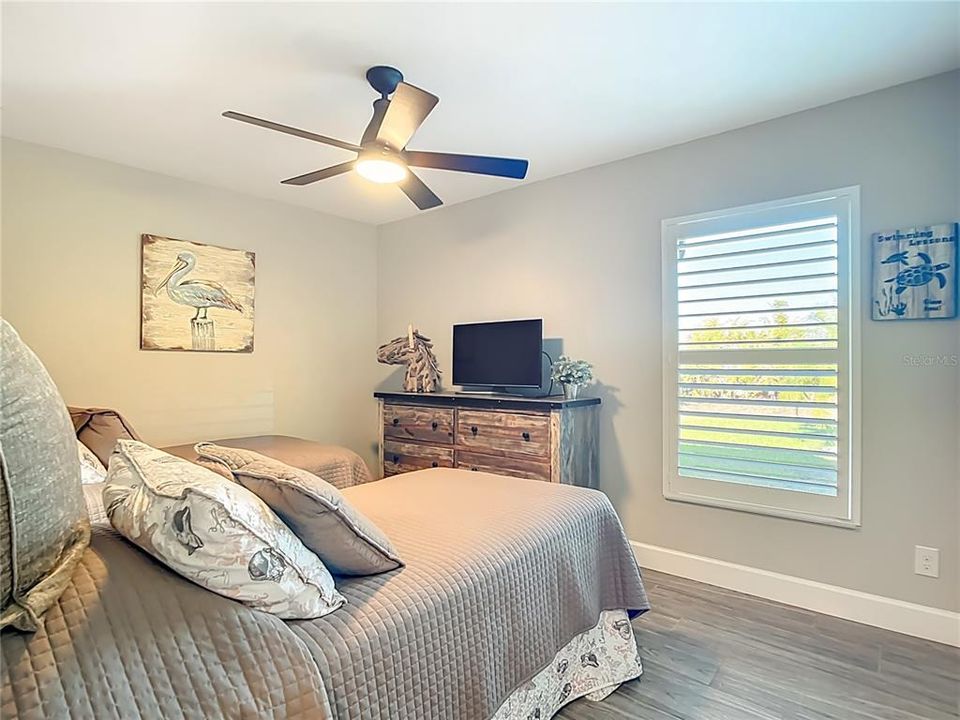 For Sale: $499,000 (3 beds, 2 baths, 1648 Square Feet)