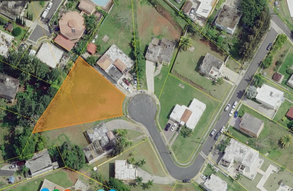 En Venta: $74,000 (0.30 acres)