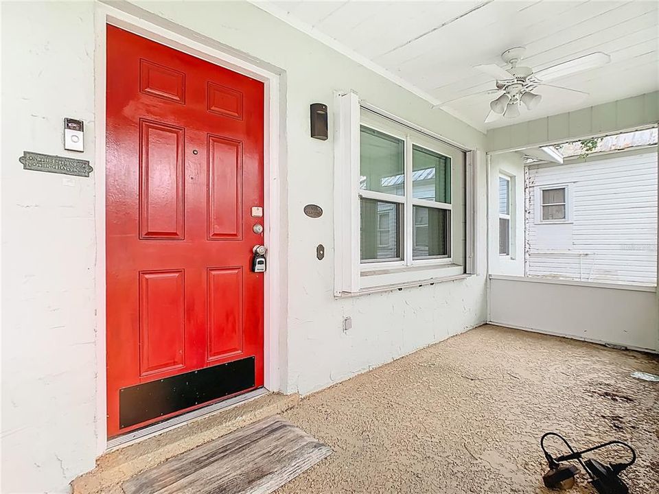 Active With Contract: $280,000 (3 beds, 2 baths, 1425 Square Feet)