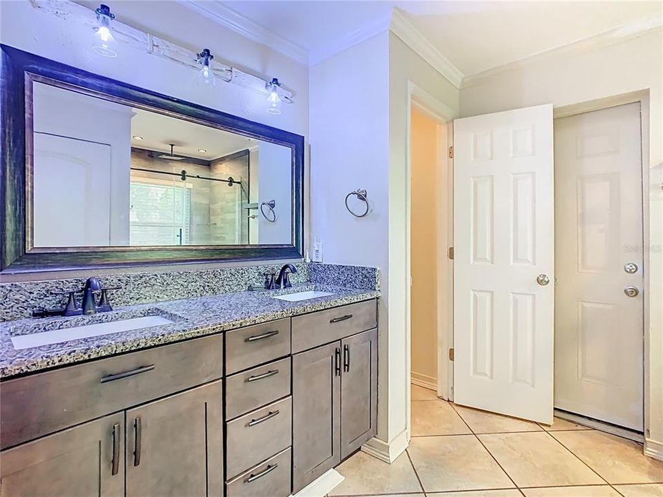 Active With Contract: $280,000 (3 beds, 2 baths, 1425 Square Feet)