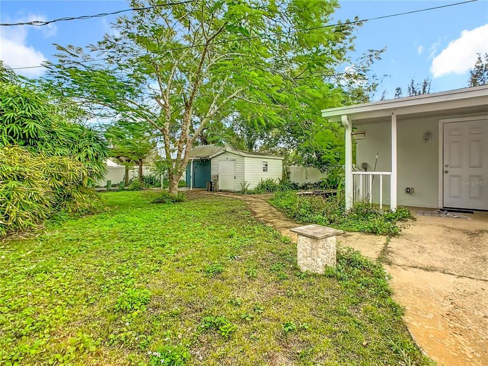 Active With Contract: $280,000 (3 beds, 2 baths, 1425 Square Feet)