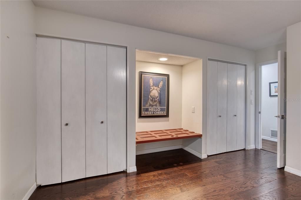 待售: $599,000 (4 贝兹, 2 浴室, 3293 平方英尺)