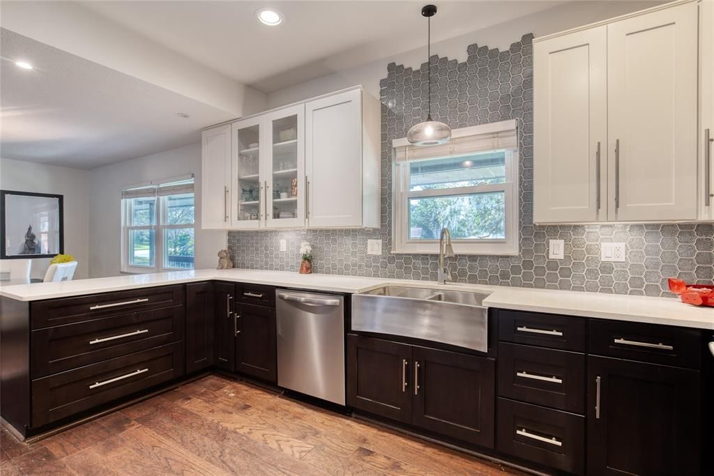 待售: $599,000 (4 贝兹, 2 浴室, 3293 平方英尺)