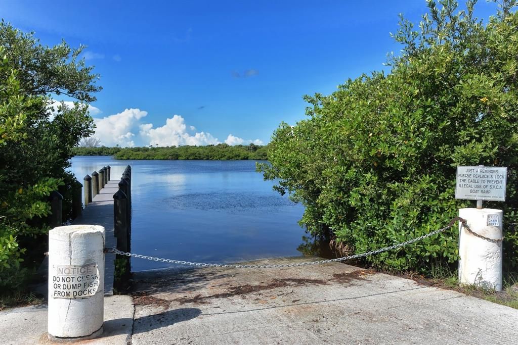 На продажу: $365,000 (2 спален, 2 ванн, 1184 Квадратных фут)