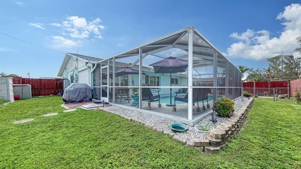 На продажу: $365,000 (2 спален, 2 ванн, 1184 Квадратных фут)