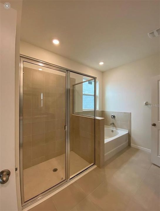 En Renta: $2,700 (4 camas, 2 baños, 2045 Pies cuadrados)