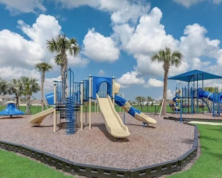 En Renta: $2,700 (4 camas, 2 baños, 2045 Pies cuadrados)