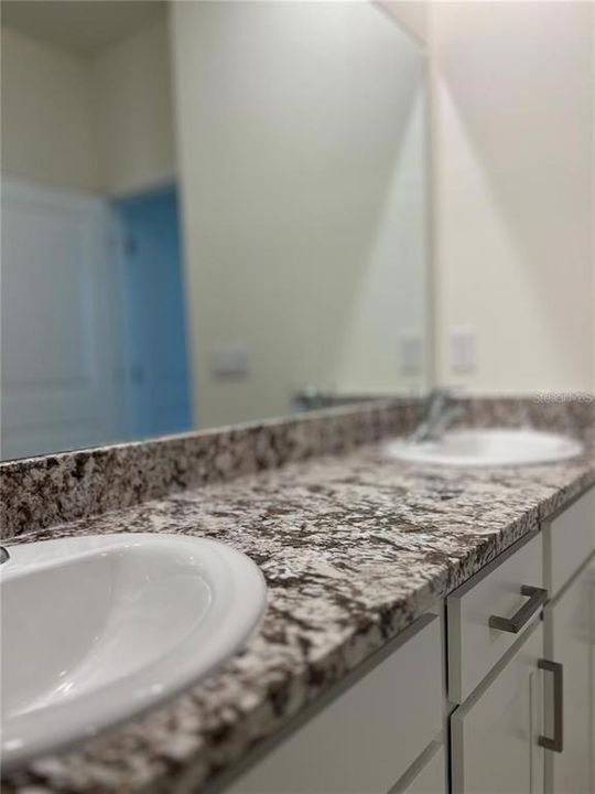 En Renta: $2,700 (4 camas, 2 baños, 2045 Pies cuadrados)