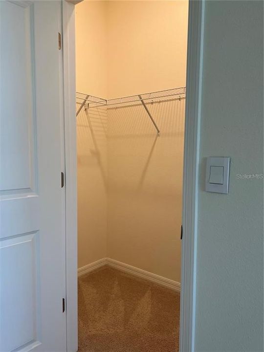 En Renta: $2,700 (4 camas, 2 baños, 2045 Pies cuadrados)