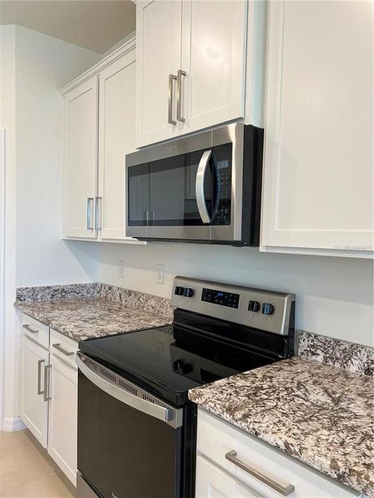 En Renta: $2,700 (4 camas, 2 baños, 2045 Pies cuadrados)