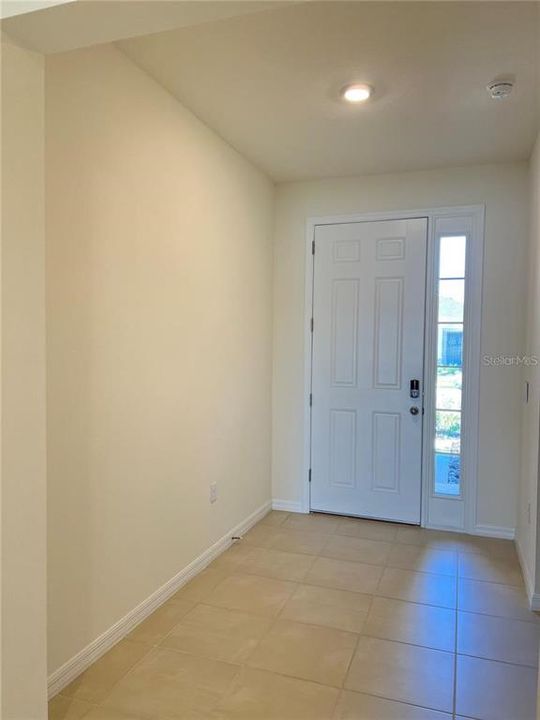 En Renta: $2,700 (4 camas, 2 baños, 2045 Pies cuadrados)