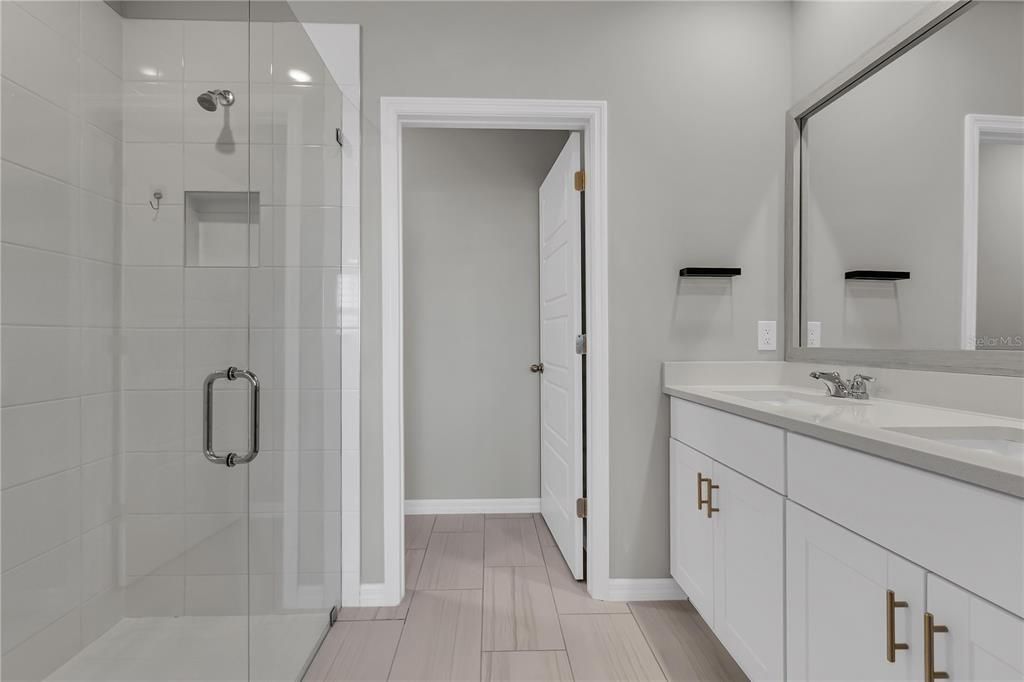 В аренду: $2,200 (3 спален, 2 ванн, 1484 Квадратных фут)