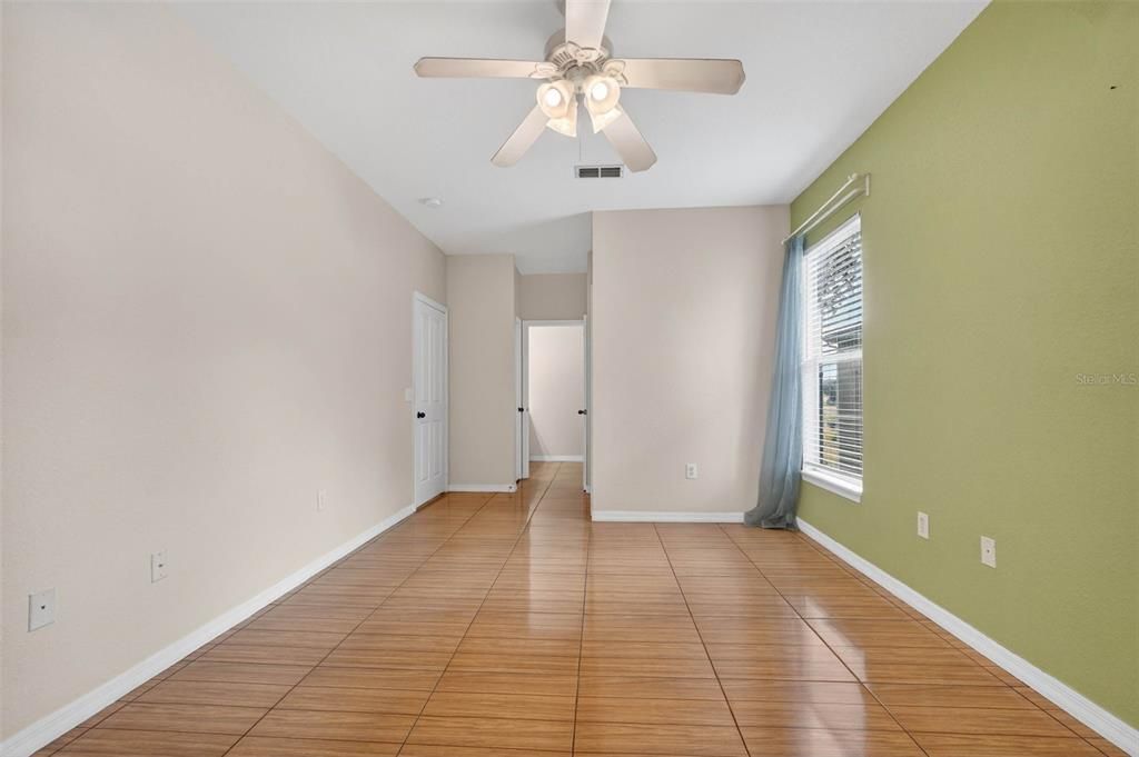 En Venta: $195,000 (2 camas, 2 baños, 1152 Pies cuadrados)