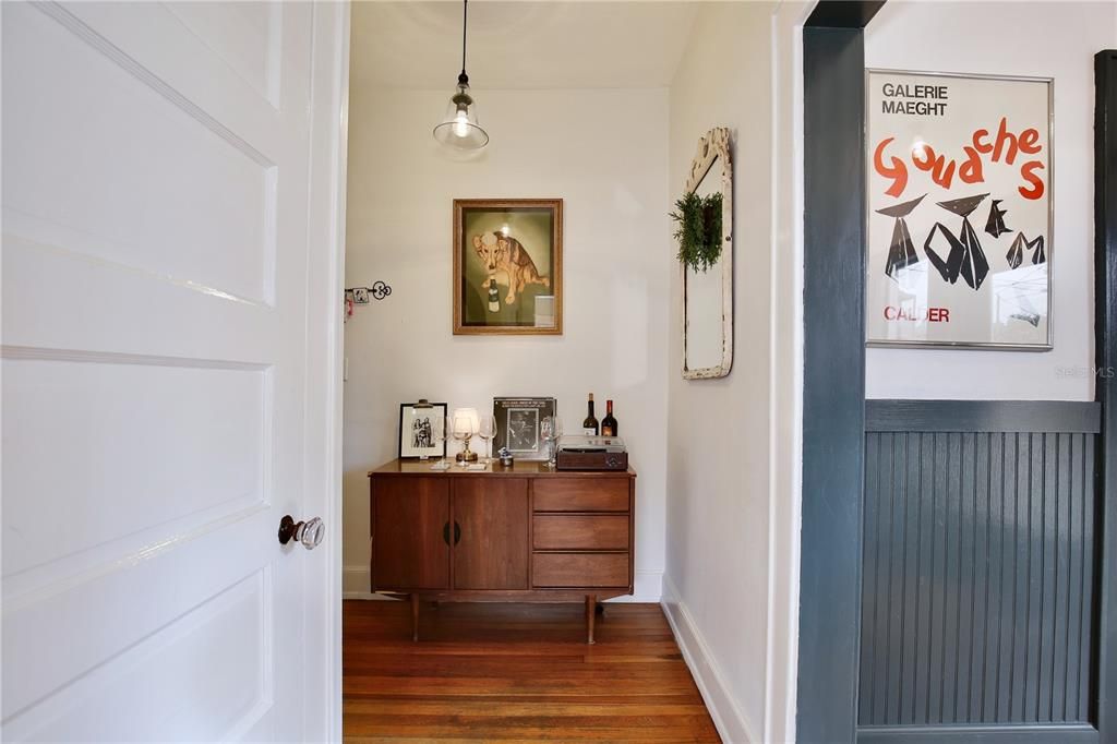 En Venta: $749,900 (3 camas, 2 baños, 2466 Pies cuadrados)