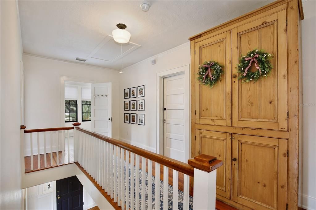 En Venta: $749,900 (3 camas, 2 baños, 2466 Pies cuadrados)