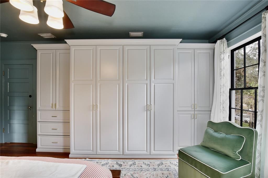 En Venta: $749,900 (3 camas, 2 baños, 2466 Pies cuadrados)