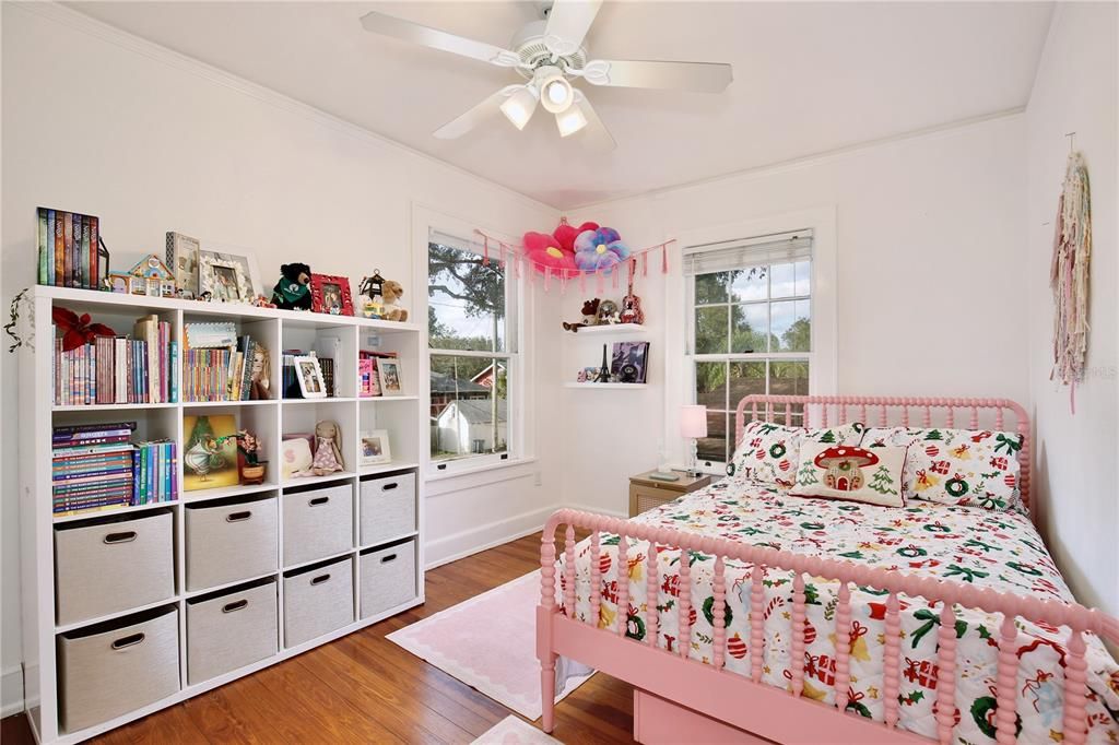 En Venta: $749,900 (3 camas, 2 baños, 2466 Pies cuadrados)