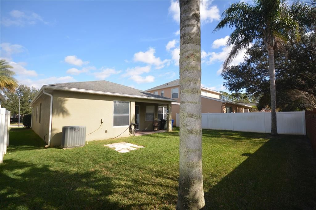 For Rent: $2,600 (3 beds, 2 baths, 1537 Square Feet)