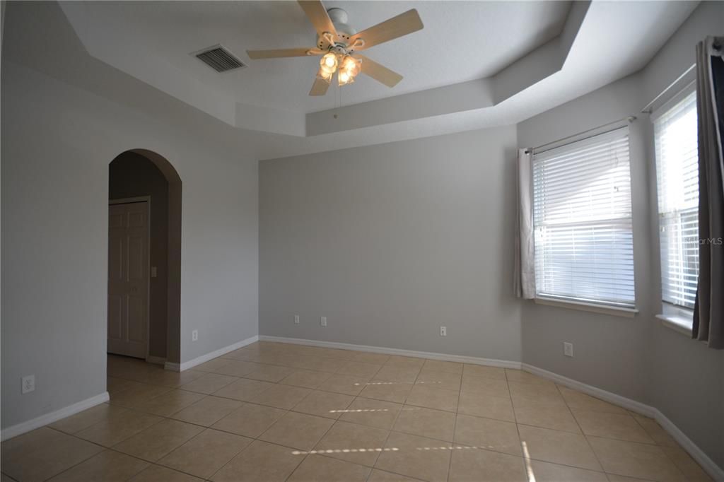 For Rent: $2,600 (3 beds, 2 baths, 1537 Square Feet)