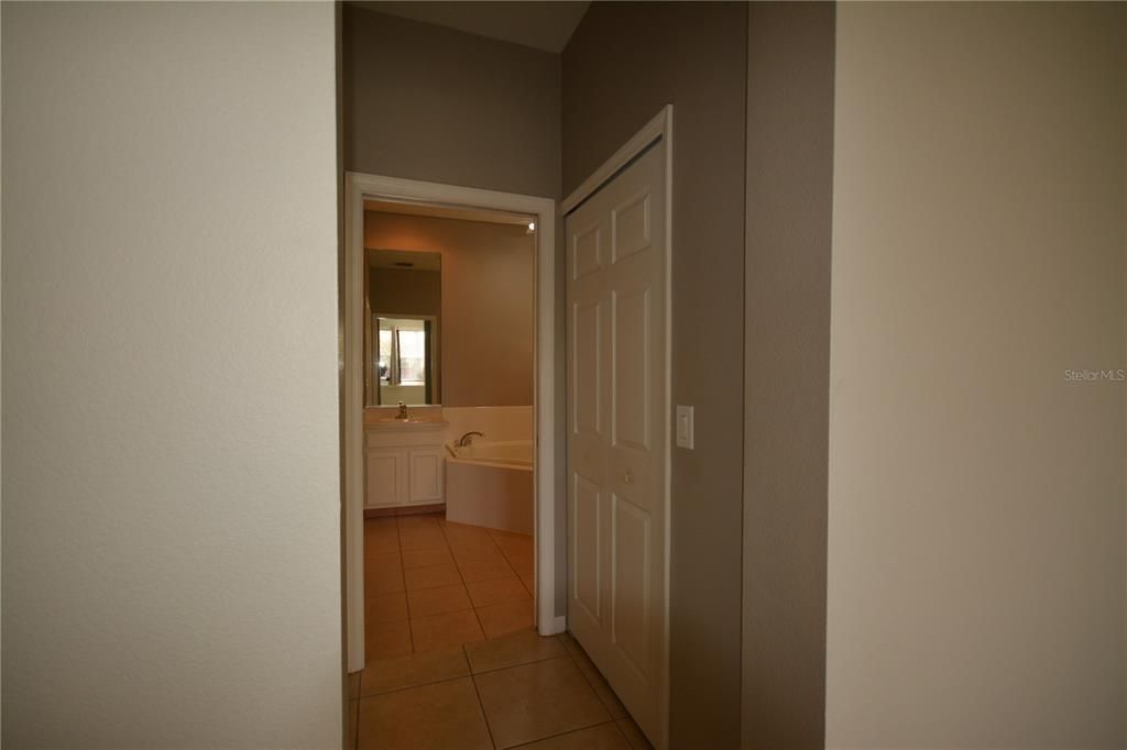 For Rent: $2,600 (3 beds, 2 baths, 1537 Square Feet)