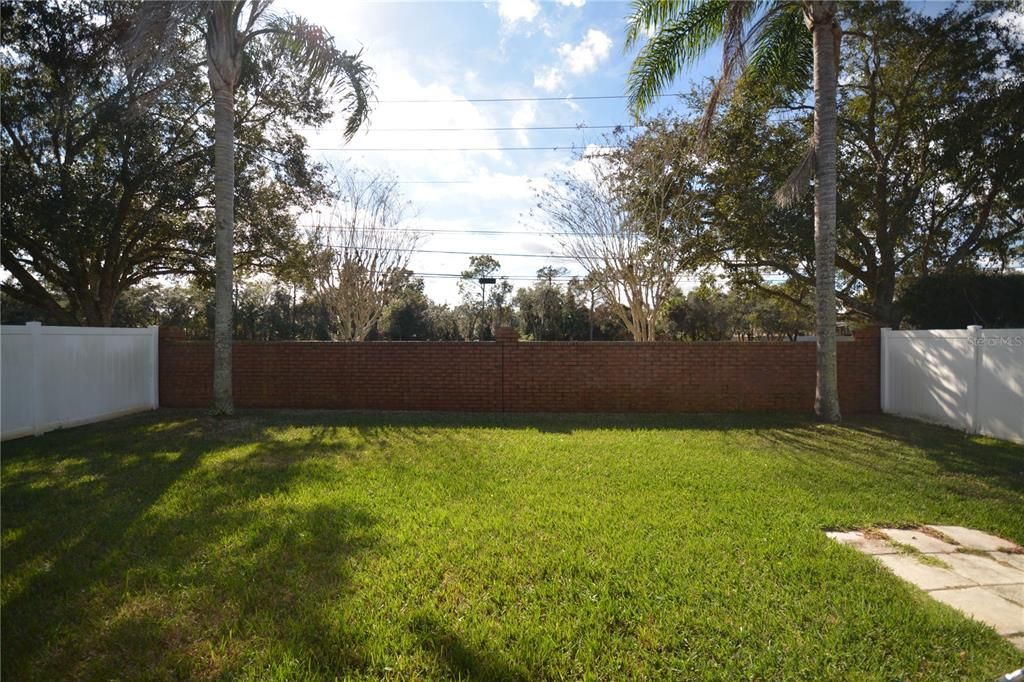 For Rent: $2,600 (3 beds, 2 baths, 1537 Square Feet)