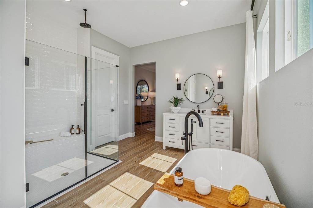 For Sale: $899,990 (4 beds, 3 baths, 3011 Square Feet)