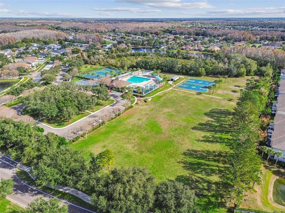 For Sale: $350,000 (3 beds, 2 baths, 1790 Square Feet)