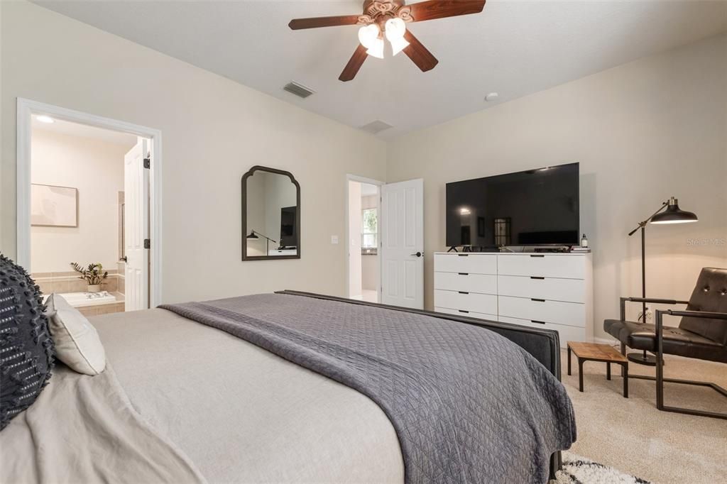 For Sale: $350,000 (3 beds, 2 baths, 1790 Square Feet)