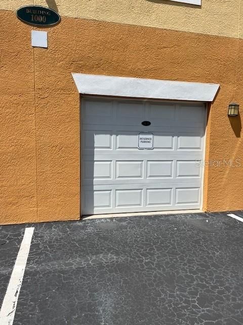 出租: $2,200 (2 贝兹, 2 浴室, 925 平方英尺)