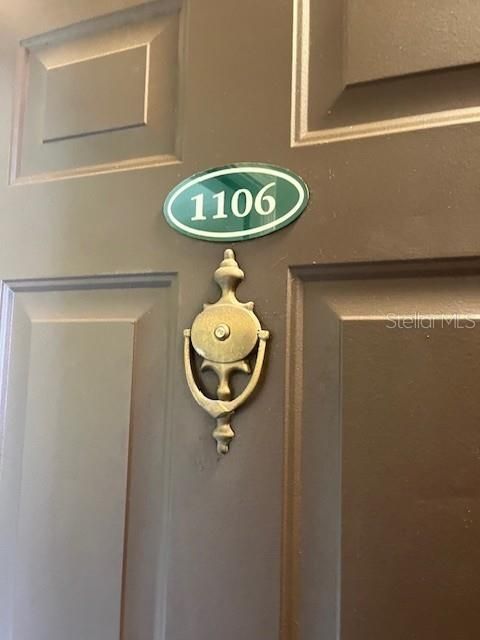 出租: $2,200 (2 贝兹, 2 浴室, 925 平方英尺)