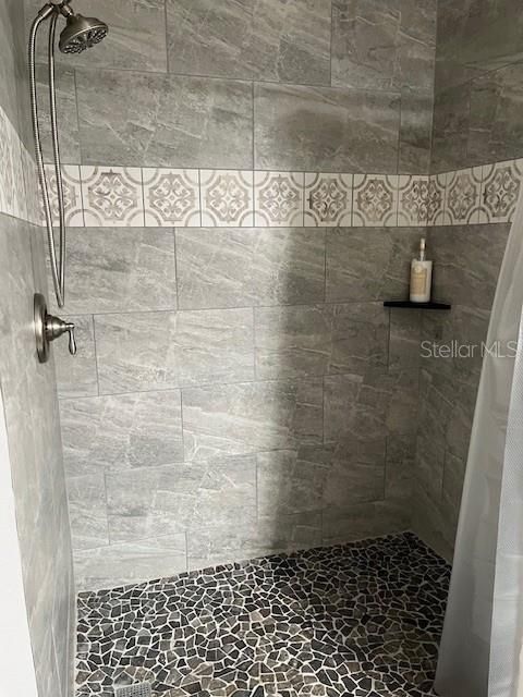 出租: $2,200 (2 贝兹, 2 浴室, 925 平方英尺)