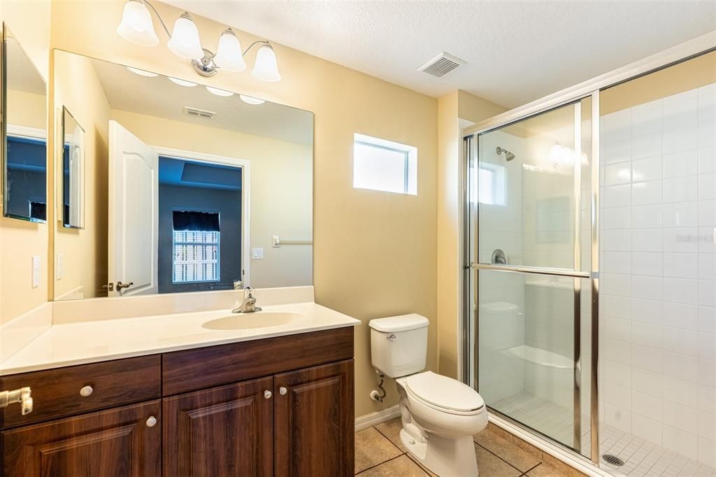 For Sale: $295,000 (2 beds, 2 baths, 1200 Square Feet)