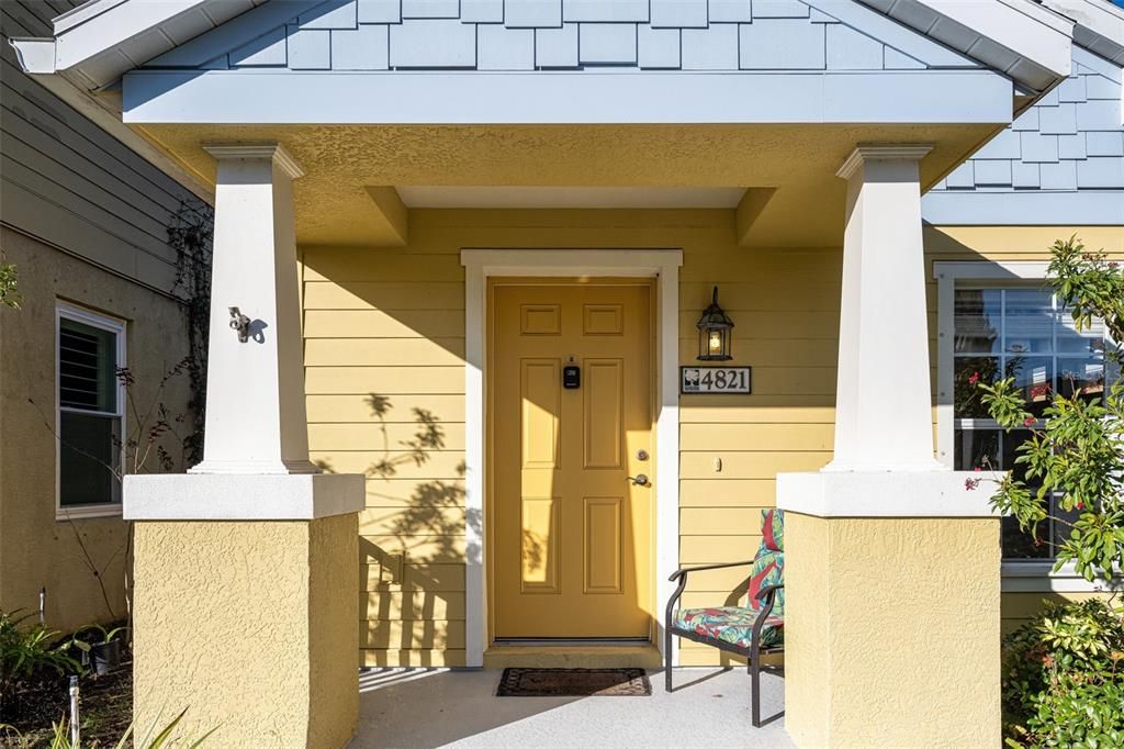 For Sale: $295,000 (2 beds, 2 baths, 1200 Square Feet)