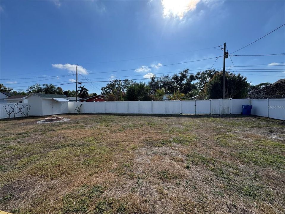 На продажу: $529,900 (3 спален, 2 ванн, 1536 Квадратных фут)