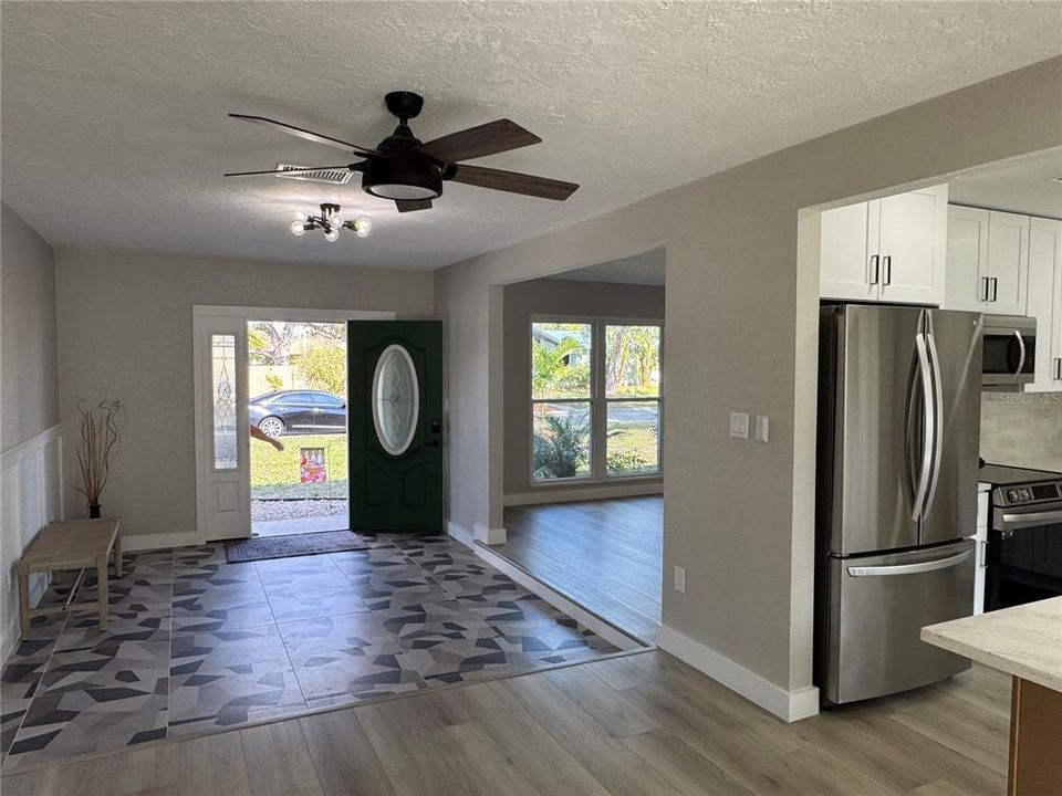 На продажу: $529,900 (3 спален, 2 ванн, 1536 Квадратных фут)