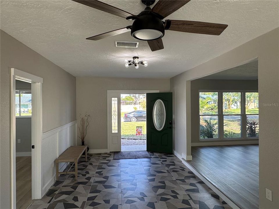 На продажу: $529,900 (3 спален, 2 ванн, 1536 Квадратных фут)